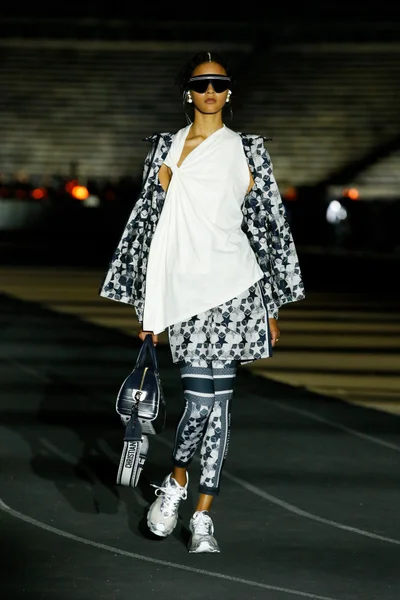 Look 47